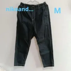 ニコアンドストレッチテーパードパンツ　ブラックのサムネイル