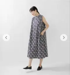 ソソット　リバティ ノースリーブ シャーリング ワンピース カペルのサムネイル