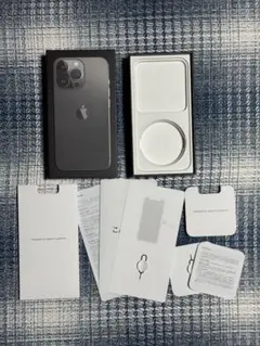iPhone13pro Graphite 箱のみ