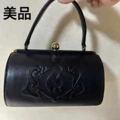 美品◎ミラショーン フォーマル ハンドバッグ がま口 王冠金具 黒 2025年最新】ミラショーンがま口バッグの人気アイテム - メルカリ