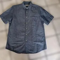 UNIQLO ダークブルー 半袖シャツ　Mサイズ