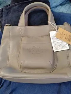 Dakota レザー ショルダーバッグ グレー