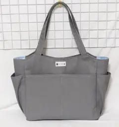 デニム・グレイのサイドポケット付きトートバッグ