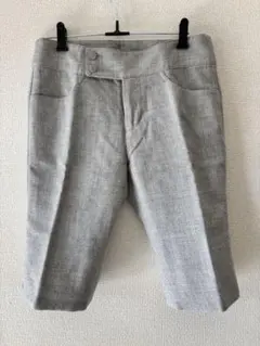 ユニクロ　パンツ　ハーフパンツ　膝丈　Mサイズ　グレー