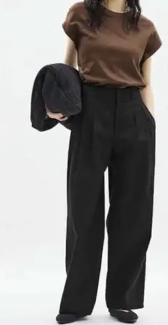 リネンブレンドタックワイドパンツ(丈標準70.0～74.0cm)黒　美品