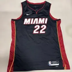 Item thumbnail for item 3aacb271-85c2-4cf2-a2a8-7f23dc552568