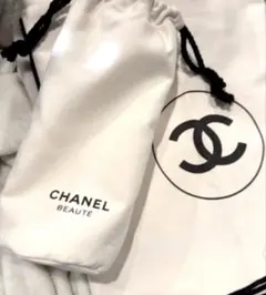 【新品 未使用】CHANEL BEAUTE ロゴ入りブランケット CHANELノベルティ ブランケット - メルカリ