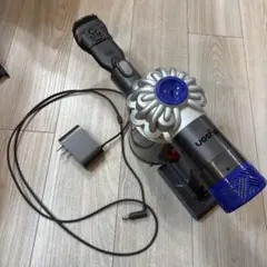 Dyson 本体、延長ホース、ブラシの3点セット
