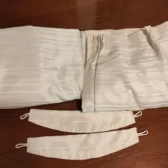 美品　カーテン　200㌢×100㌢　2枚セットユニベール