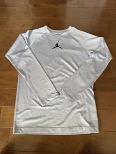 キッズJordan ドライフィット　グレーロングTシャツ