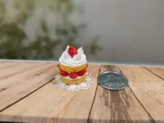 《S-a》ミニチュアスイーツ 苺ショートケーキ