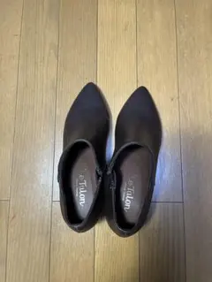 Le Talon ブーティ ブラウン サイドジップ ハイヒールのサムネイル