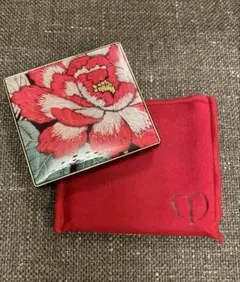 クレドポー　限定　コンパクト　アイシャドウ