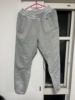 Champion グレー スウェットパンツ