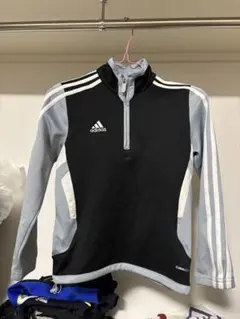 adidas ハーフジップウェア 130