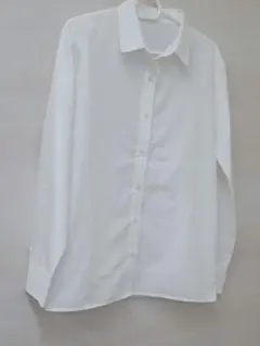 新品　シンプル ホワイト 長袖シャツM