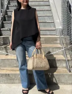 Item thumbnail for item b2dcde1f-84cc-47b3-a4ea-26927aa5da5c