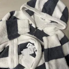 Item thumbnail for item e5321240-03bc-4ee0-ba49-67f5129e92b3