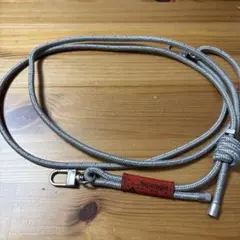 Topologie スマホストラップ グレー
