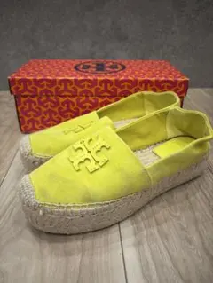 Tory Burch フラットシューズ