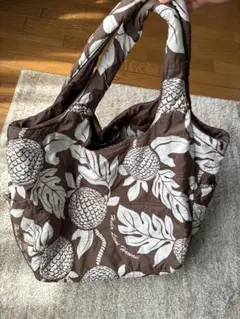 HULA LANI ハワイのキルティングバッグ