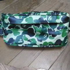 迷彩 ボディバッグ