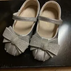 シルバー リボン付き フォーマルシューズ