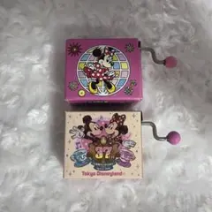 新品未使用　ディズニーランドパリ　イッツ・ア・スモールワールド　オルゴールセット イッツ・ア・スモールワールド It's a Small World ポーセリン