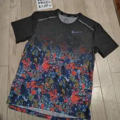 ナイキランニング　NIKERUNNING　トレーニングウェア　ランニングウェア