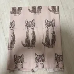 猫柄 はぎれ やや大きめ