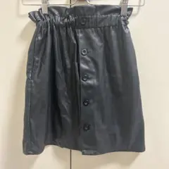 GU 黒 ボタン付き 合成皮革スカート150