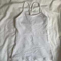 ルルレモン　Yバックタンクトップ　キャミソール