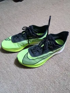 極美品NIKEズームフライ3/26.5cm