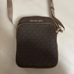 タグ付き　マイケルコース　ショルダーバッグ　ブラウン