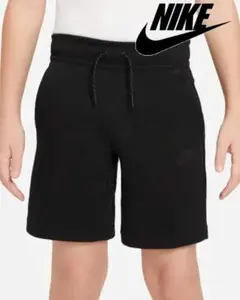 160 黒 ナイキ テックフリース ショートパンツ