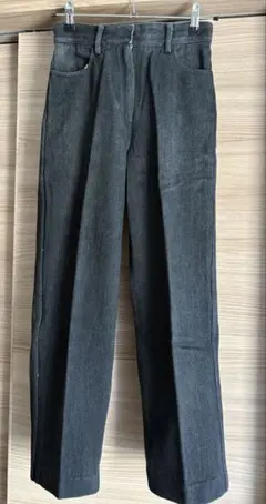 UNUSED ブラックパンツ　サイズ00のサムネイル