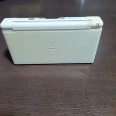 Nintendo DS Lite ホワイト 本体と充電器