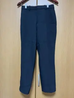 ユニクロテーパードパンツ