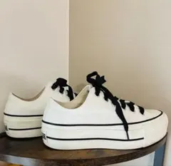 CONVERSE ALL STAR REACT ホワイト　23.5センチ