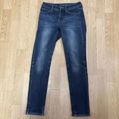 CLOSSHIのデニムパンツ（Mサイズ相当）