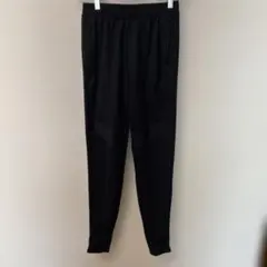 adidas スリムフィット ジャージパンツ 黒 XS