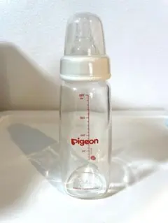 ピジョン　ガラス哺乳瓶　スリム　200ml