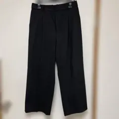 UNIQLOブラック ワイドパンツ