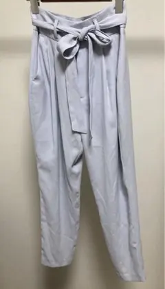 GU ジーユー　ウエストリボン　パンツ