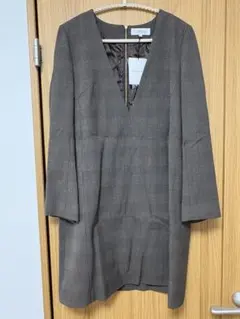 Arpege story Vネック ワンピース