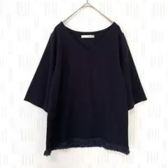 タグ付き✨ロイヤルパーティ　半袖カットソー　フリンジ　ブラック　F Ｖネックのサムネイル
