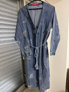 グラニフ デニム　ガウン ロング丈　花刺繍