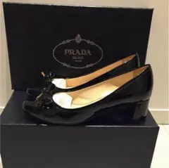 PRADA 黒　エナメルパンプス