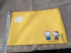 ハローキティ イエローポーチ