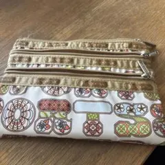 レスポートサック ポーチ